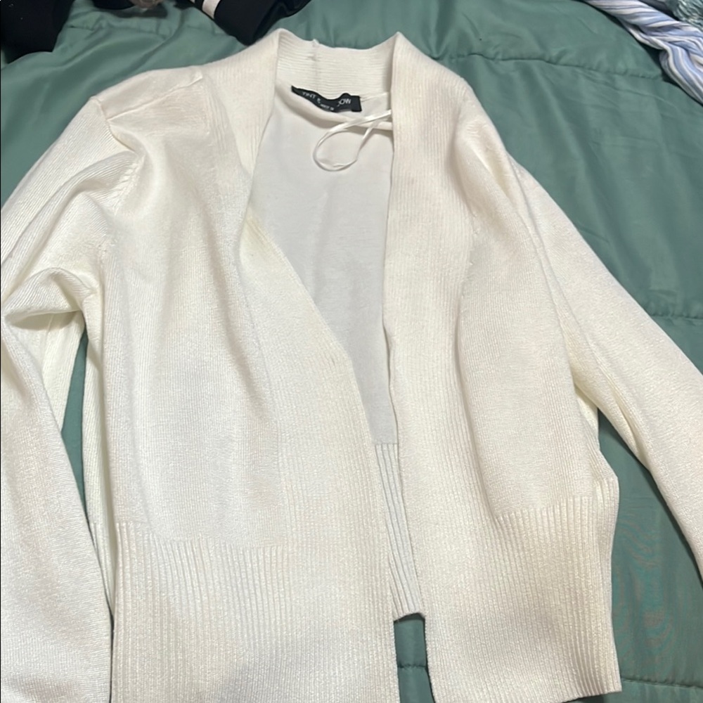 Elegant White Women's Sweater